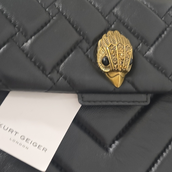 Kurt Geiger Black Quilted Shoulder Bag with Gold Chain - Picture 3 of 8